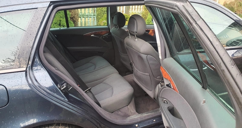 Mercedes-Benz Klasa E cena 11300 przebieg: 224500, rok produkcji 2004 z Bardo małe 254